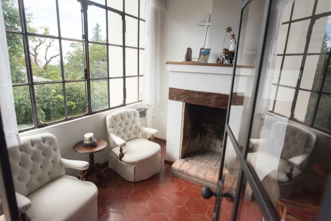 Hostal El Cerrito San Lorenzo Extérieur photo